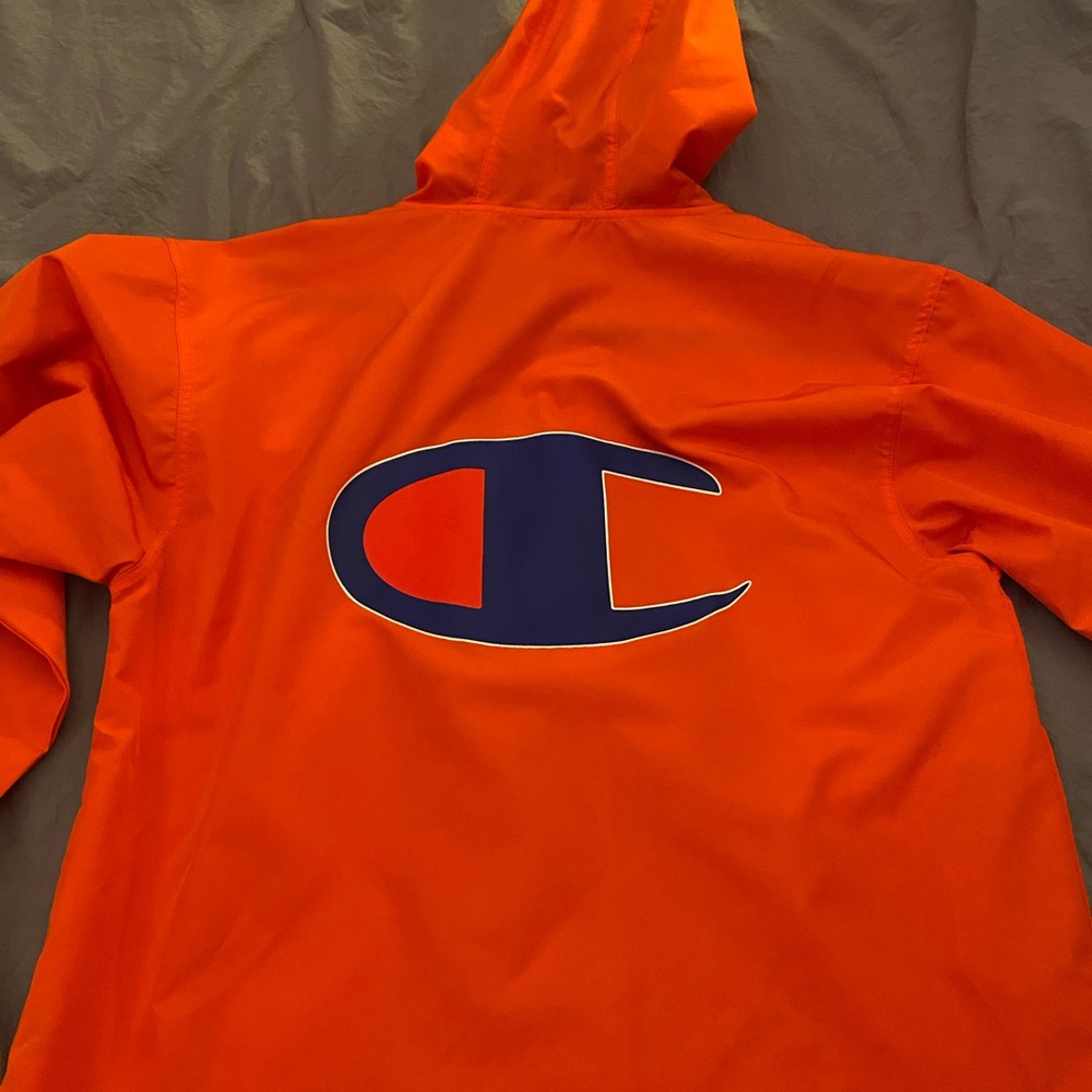 Woman’s Champion Pullover Windbreaker